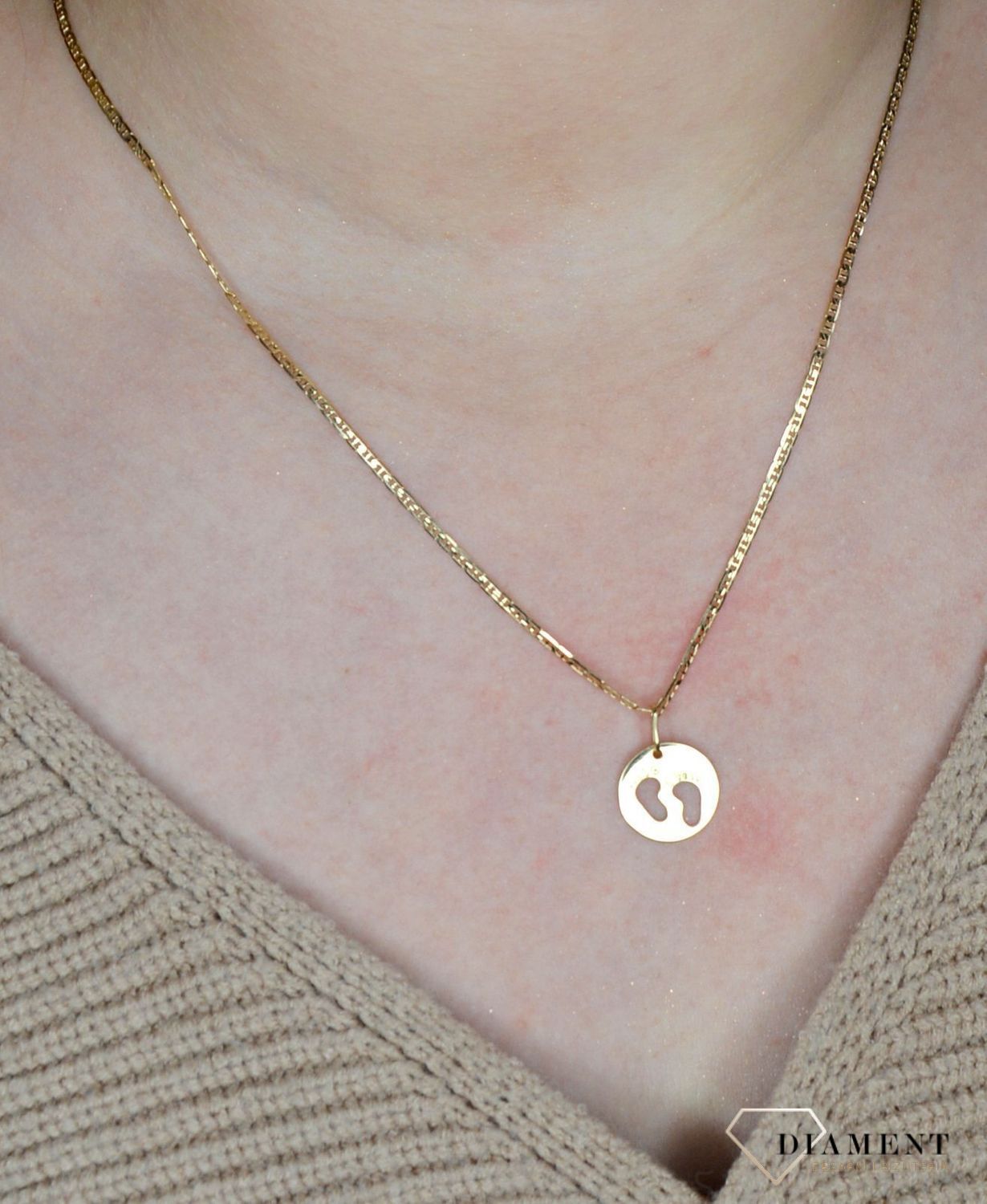 Złoty łańcuszek 585 gucci 2 mm.jpg